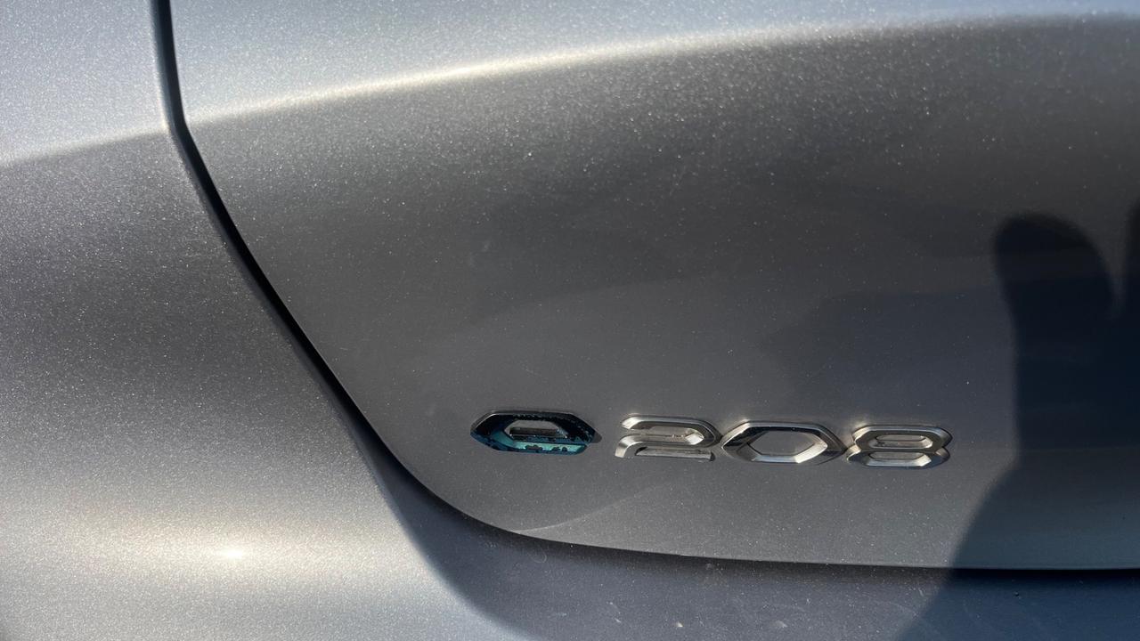 Peugeot 208 motore elettrico 136 CV 5 porte Active Pack
