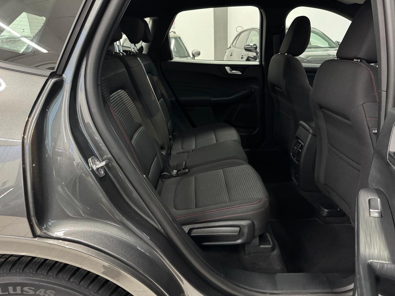 Kuga 2.0EcoBlue auto ST-Line PARI NUOVO!!!!