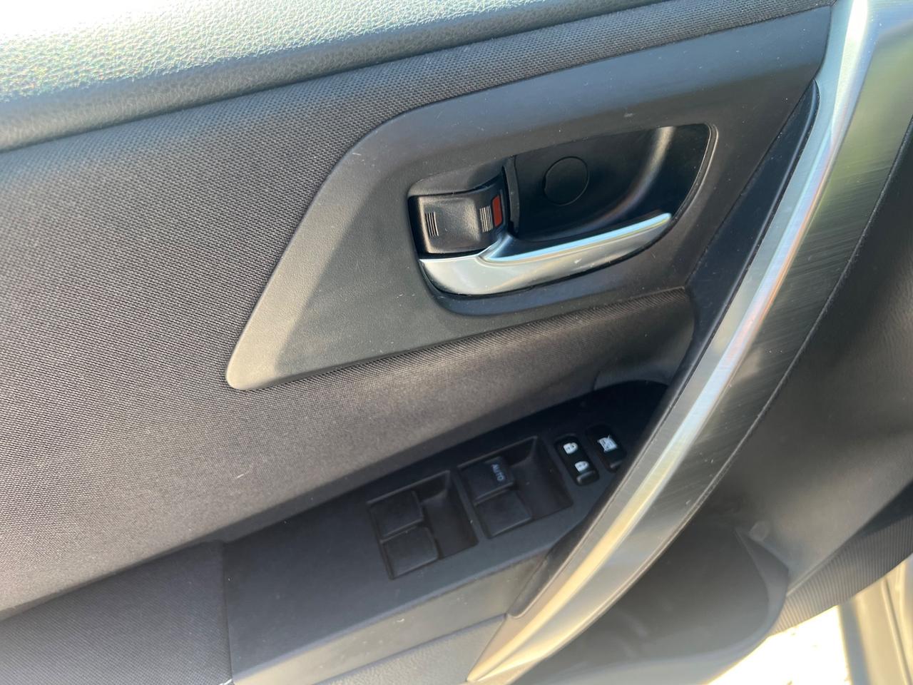 Toyota Auris 1.3 Active KM ORIGINALI PERMUTE RATE GARANZIA