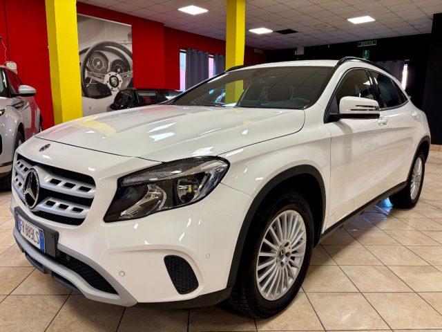 MERCEDES-BENZ GLA 180 Business OK NEOPATENTATO - KM CERTIFICATI