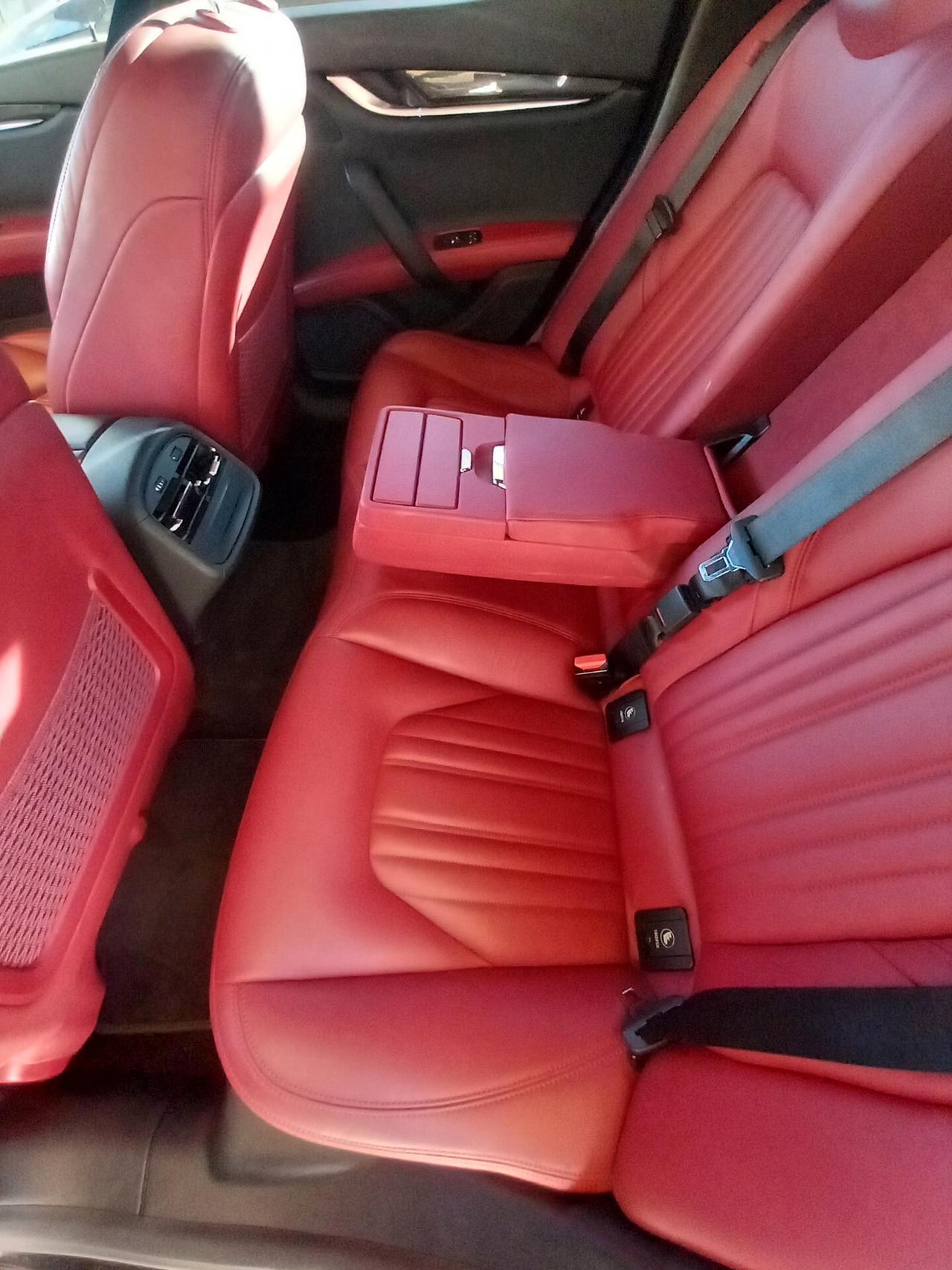 Maserati Ghibli V6 Diesel 275 CV