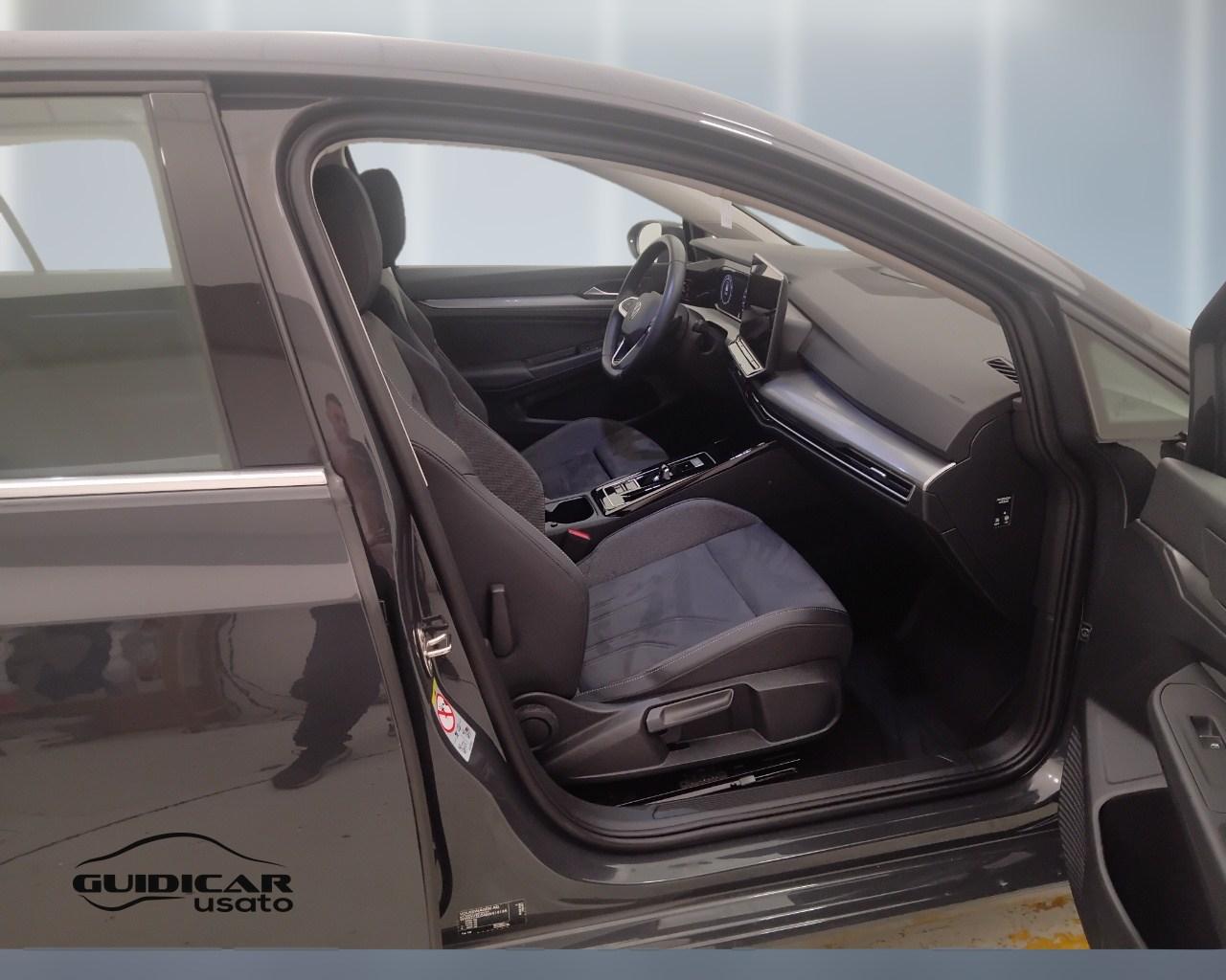 VOLKSWAGEN Golf VIII 2024 - Golf 1.5 tsi ehybrid Style 204cv dsg