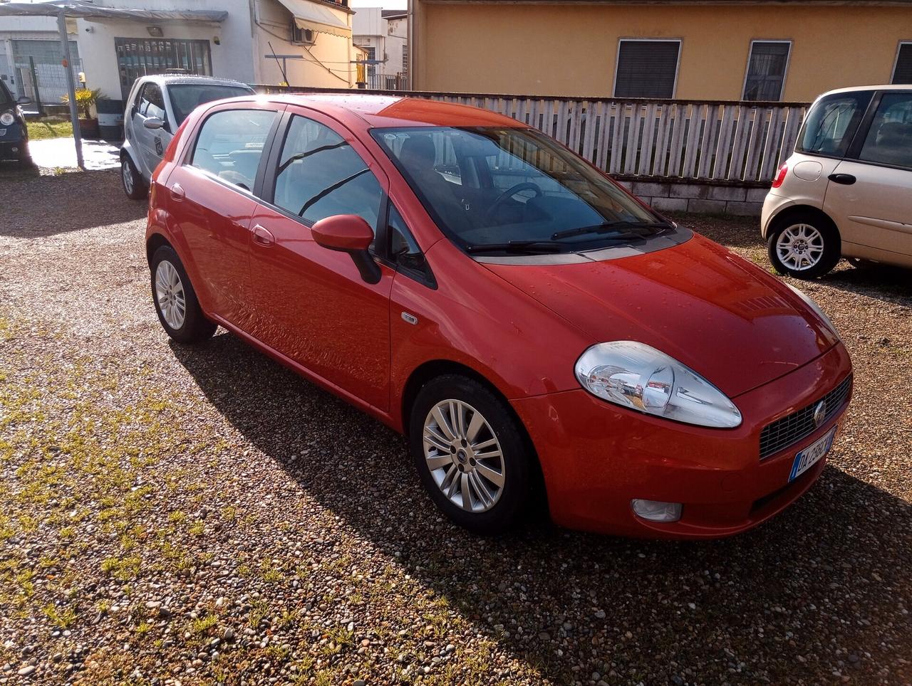 Fiat Grande 1.3 MJT 90 CV 5 porte Dynamic