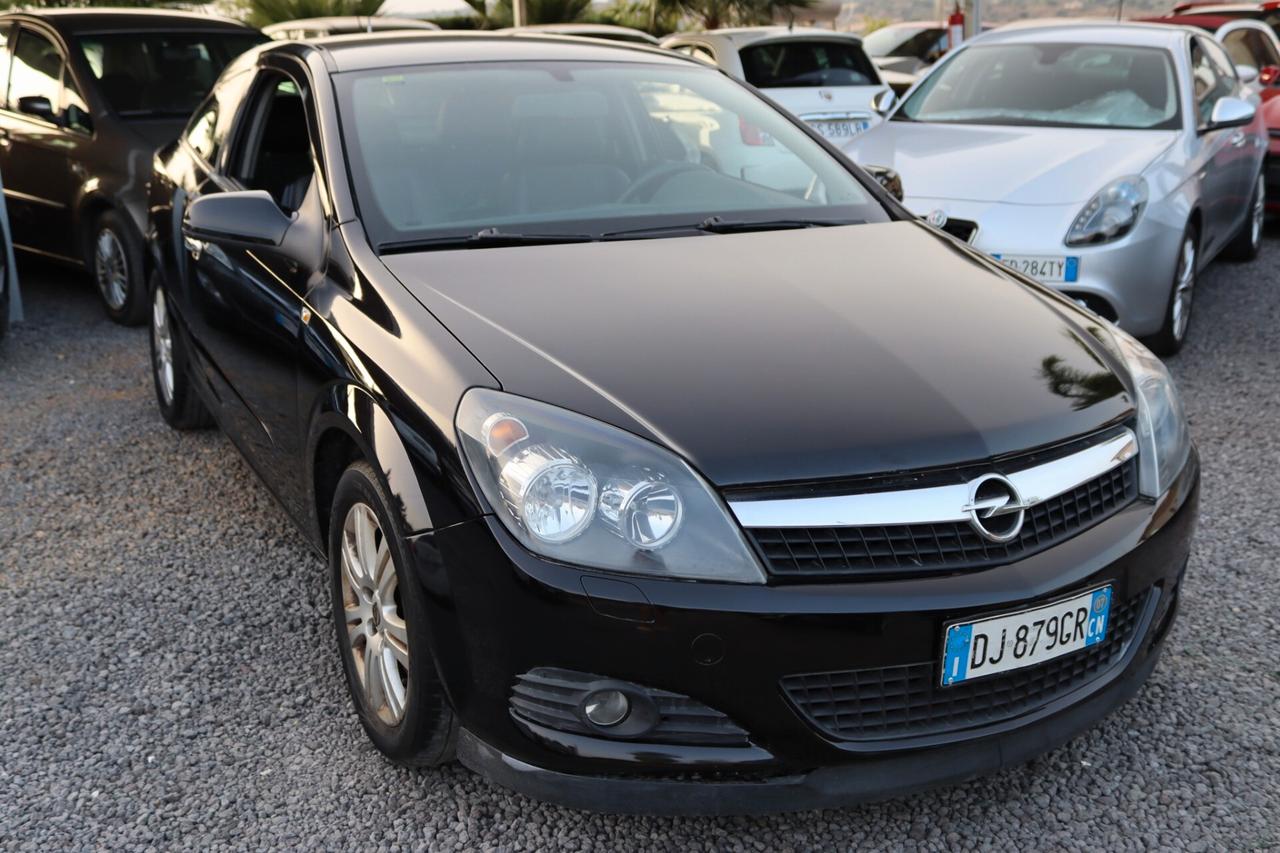 Opel Astra GTC 1.9 DIESEL 120CV