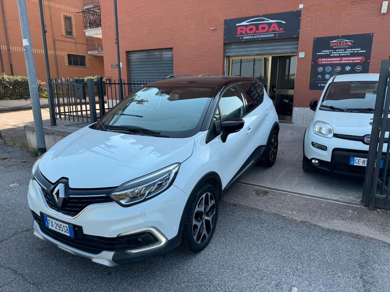 Renault Captur dCi 8V 90 CV EDC Initiale Paris