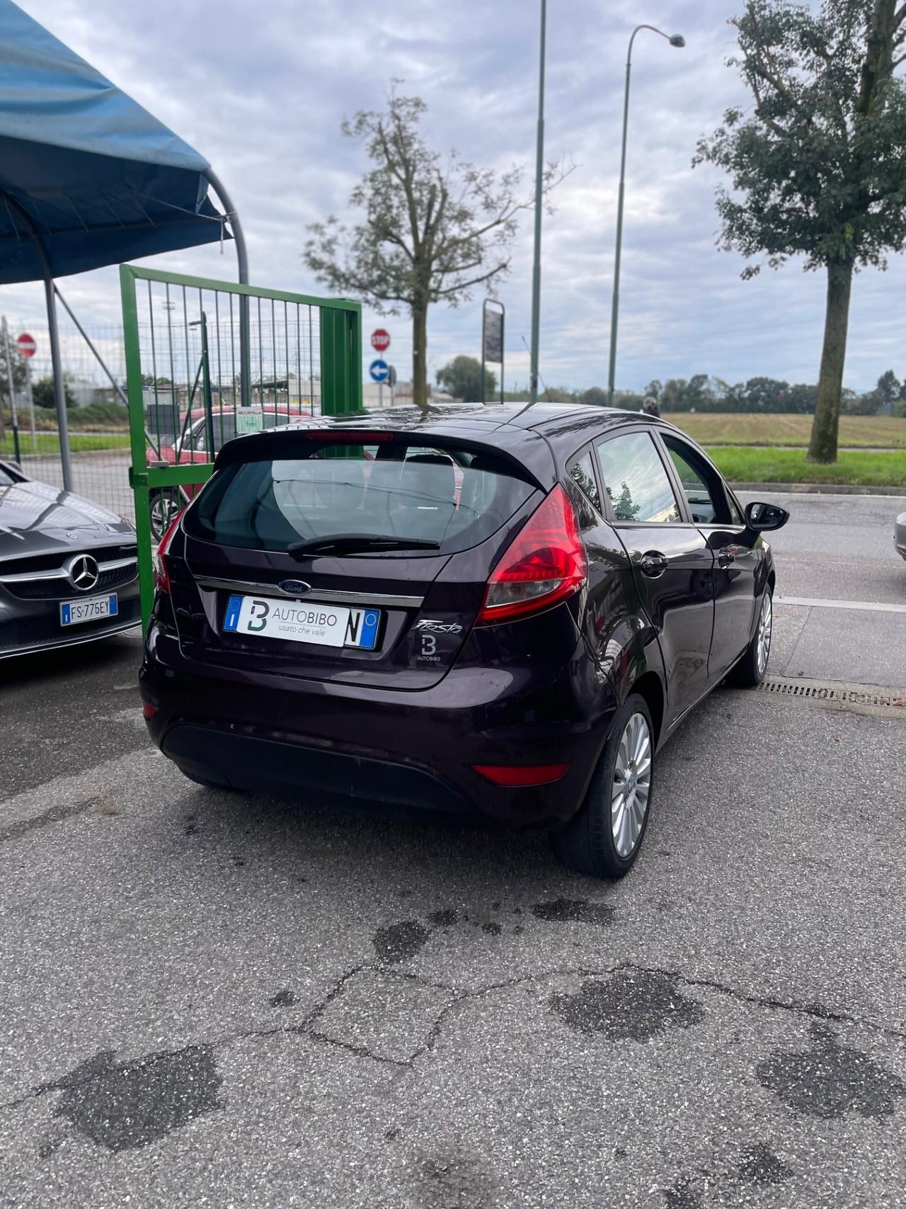 Ford Fiesta Fiesta 1.4 5 porte Bz.- GPL