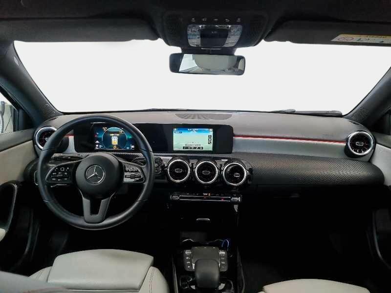 MERCEDES-BENZ A 180 d Automatic Business Extra 5 PORTE