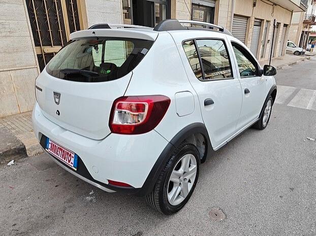 DACIA Sandero Stepway 1.5 dCi *NAVI* - 11/2013