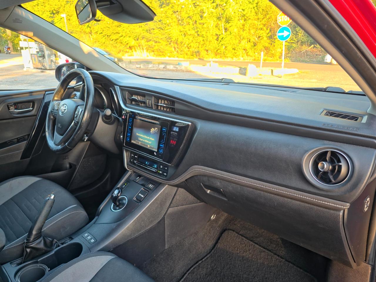 Toyota Auris 1.8 Hybrid Business Automatico E6 NEO 2016