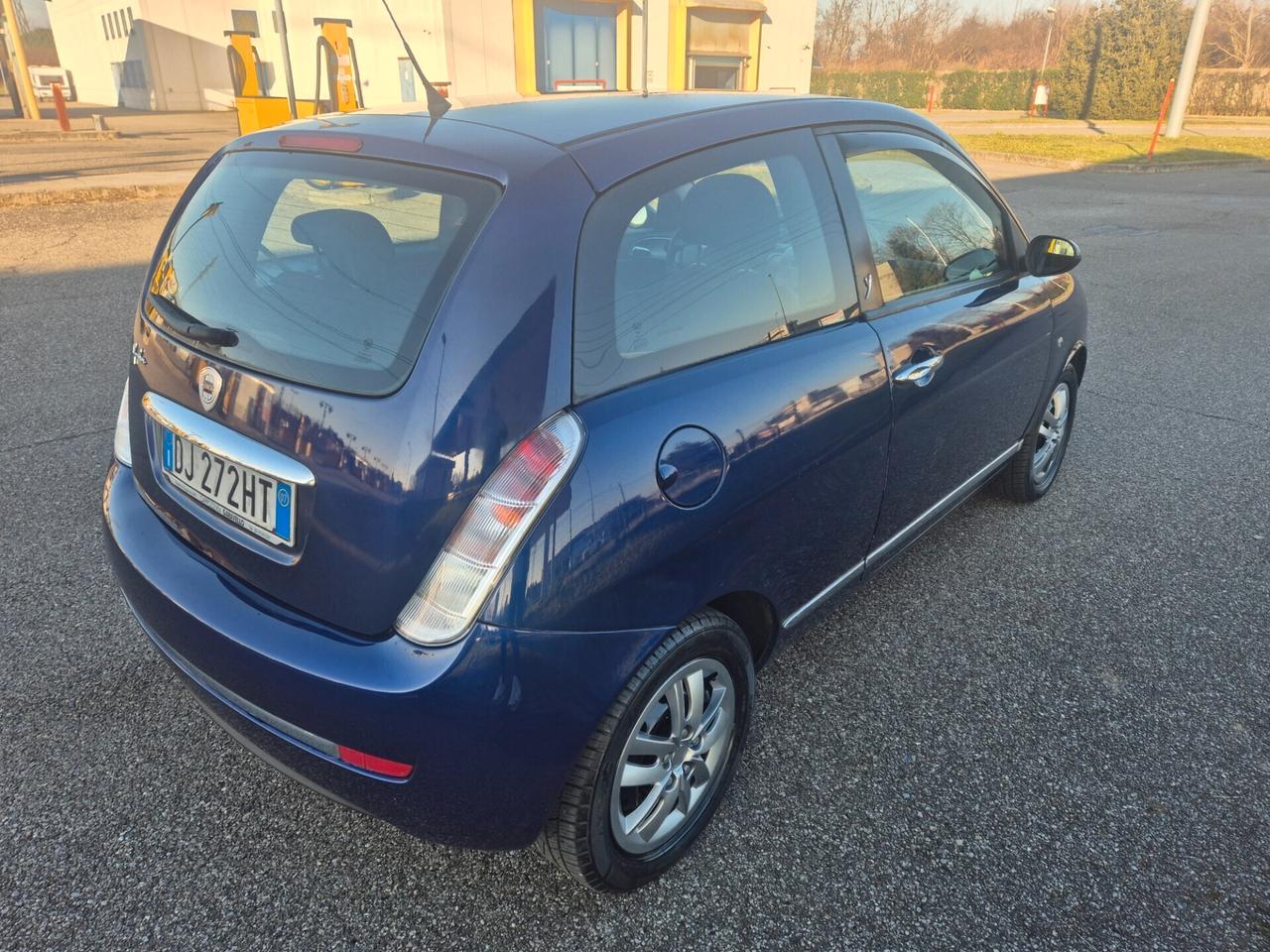 Lancia Ypsilon 1.2 Benzina NEOPATENTATO