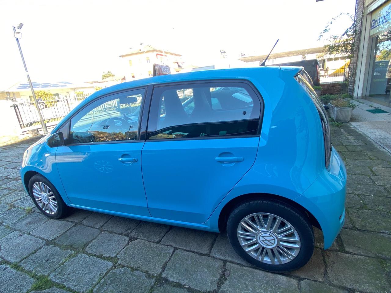 Volkswagen up! 1.0 5p. move BlueMotion Technology