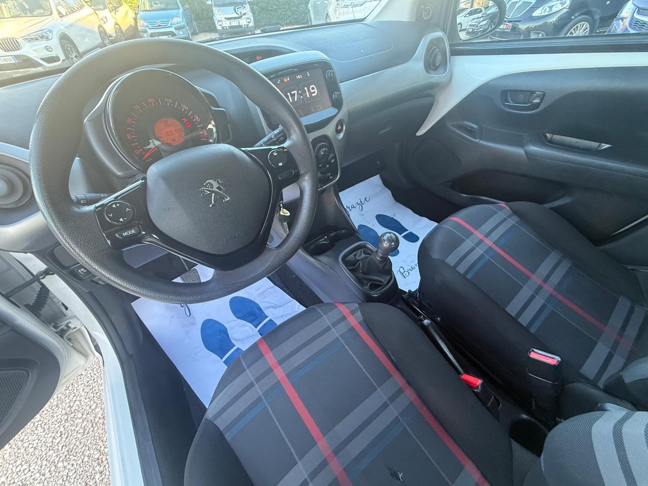 Peugeot 108 VTi 68 5 porte Allure TOP!