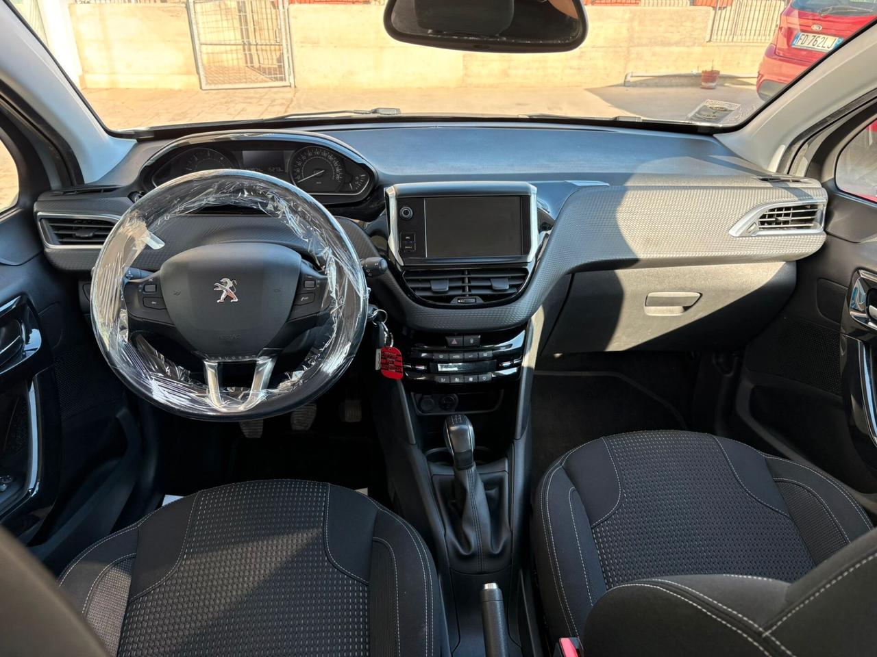 Peugeot 208 BlueHDi 75 5 porte Allure