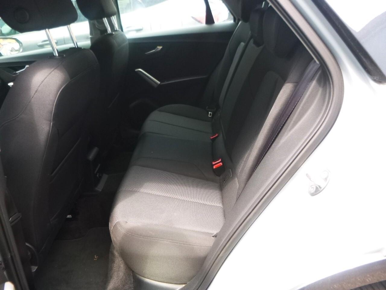 Audi Q2 35 TDI quattro S tronic Identity Black