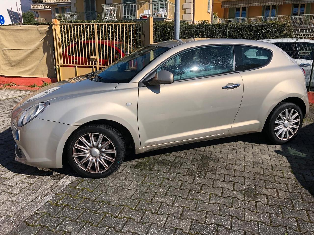 Alfa Romeo MiTo 1.4 8V ADATTA PER NEOPATENTATI CON GARANZIA 12 MESI E POSSIBILITA' DI ESTENSIONE FINO A 36 MESI!!!