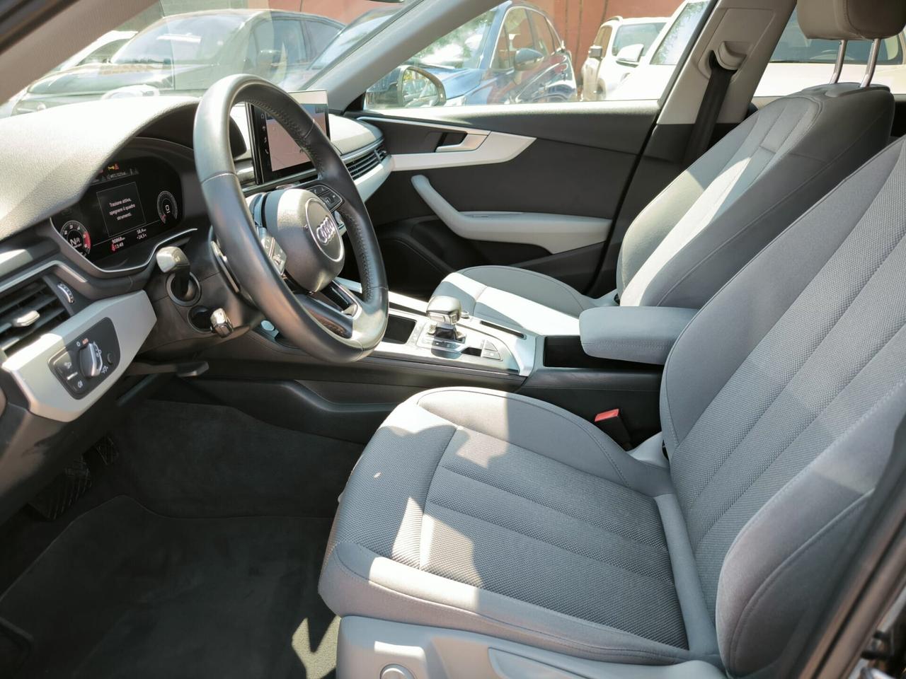 Audi A4 Avant 30 TDI/136 CV S tronic Business Advanced