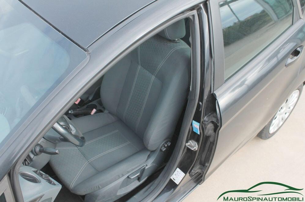 Ford Fiesta 1.4 TDCi 5p. Titanium ANCHE NEOPATENTATI