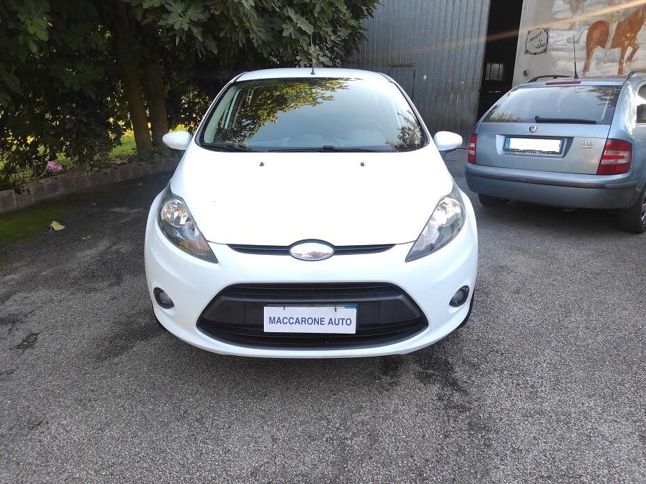 Ford Fiesta 1.4 5 porte Bz.- GPL Titanium