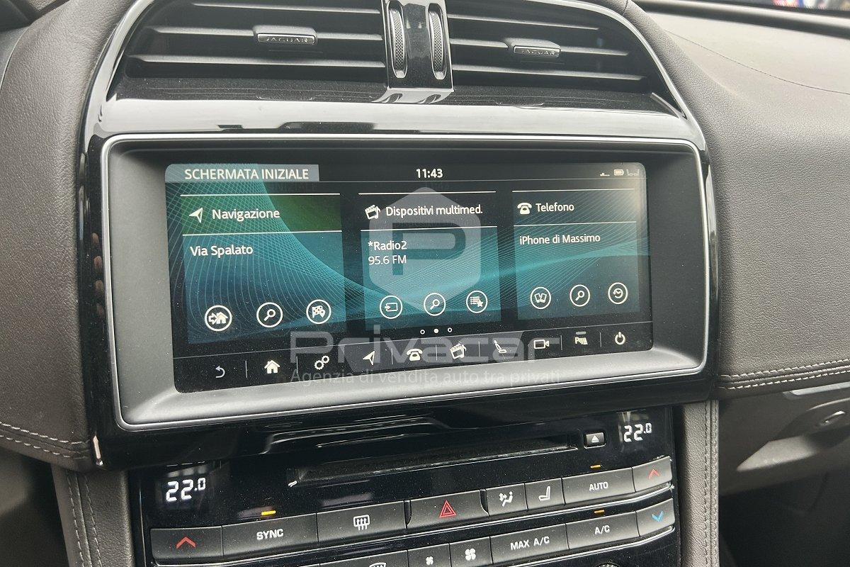 JAGUAR F-Pace 2.0 D 180 CV AWD aut. Portfolio