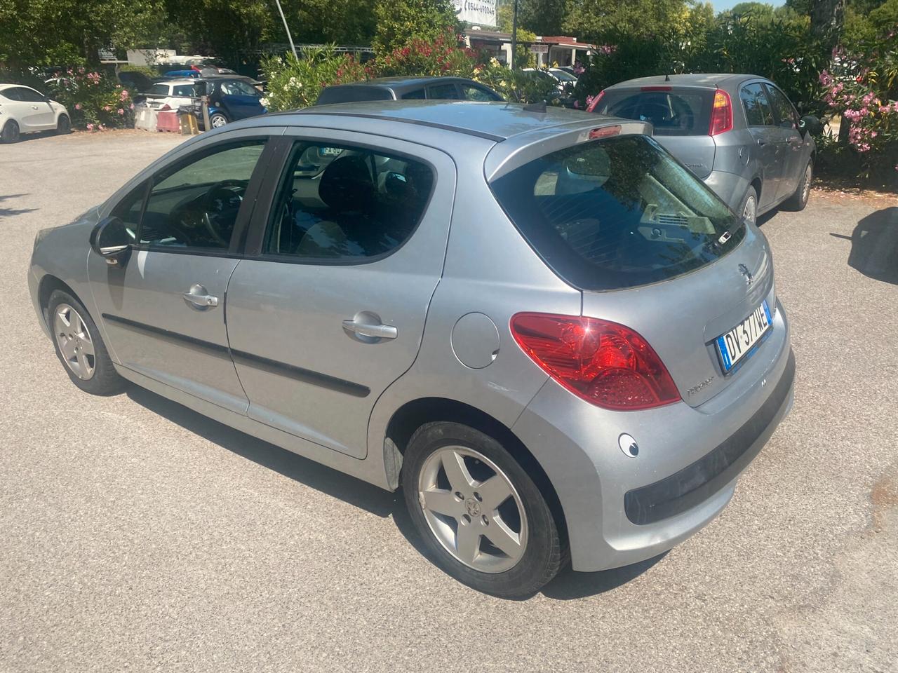 Peugeot 207 1.4 8V 75CV 5p. Energie Sport ECO GPL