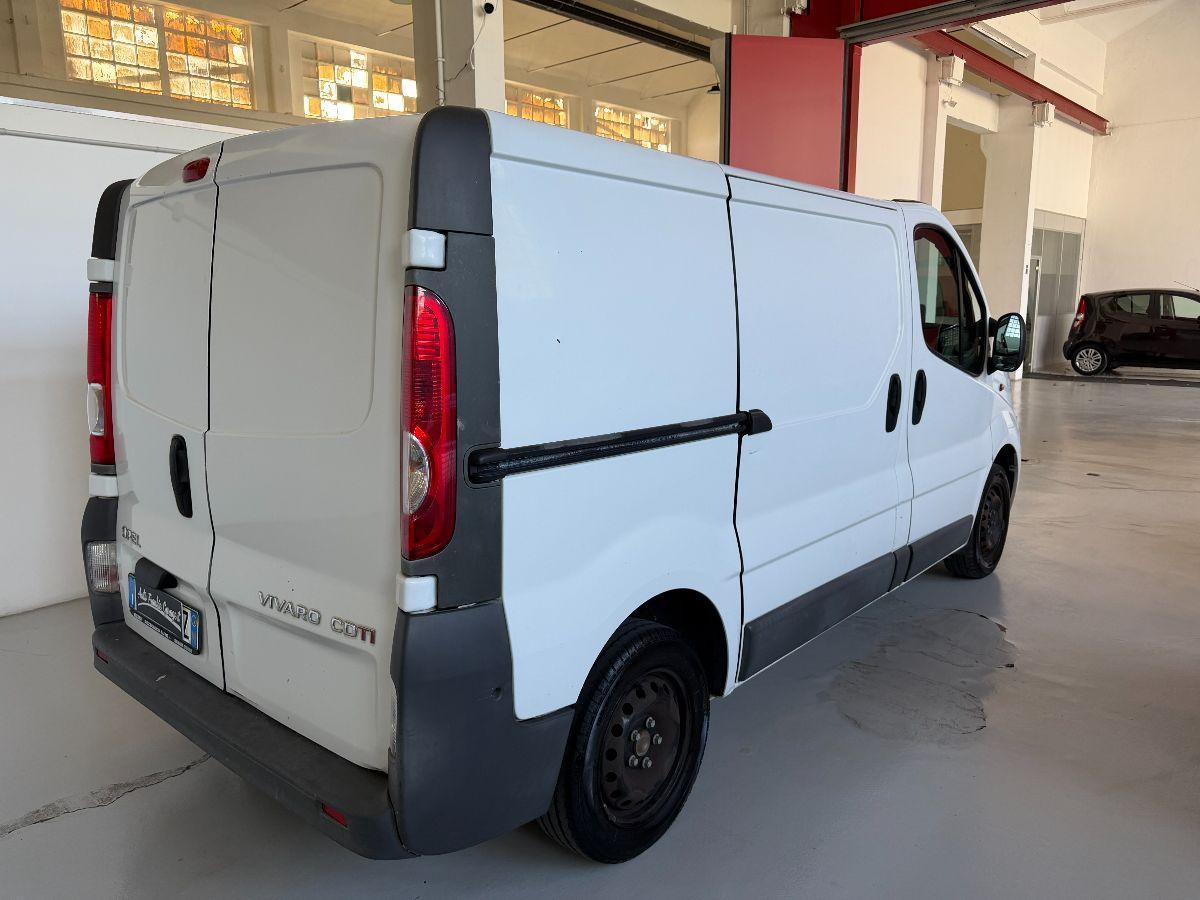 OPEL VIVARO