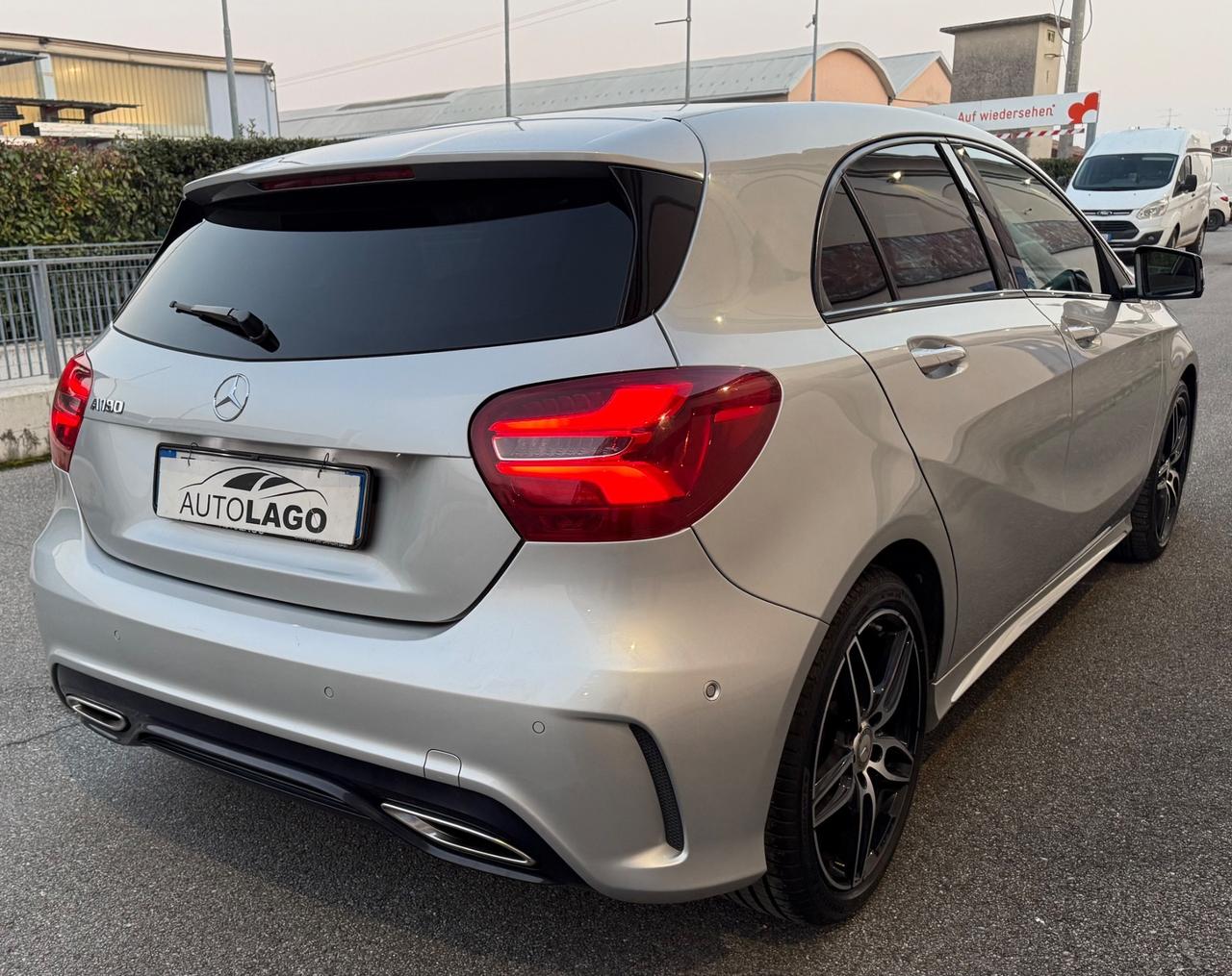 Mercedes-benz A 180 Premium my16 auto