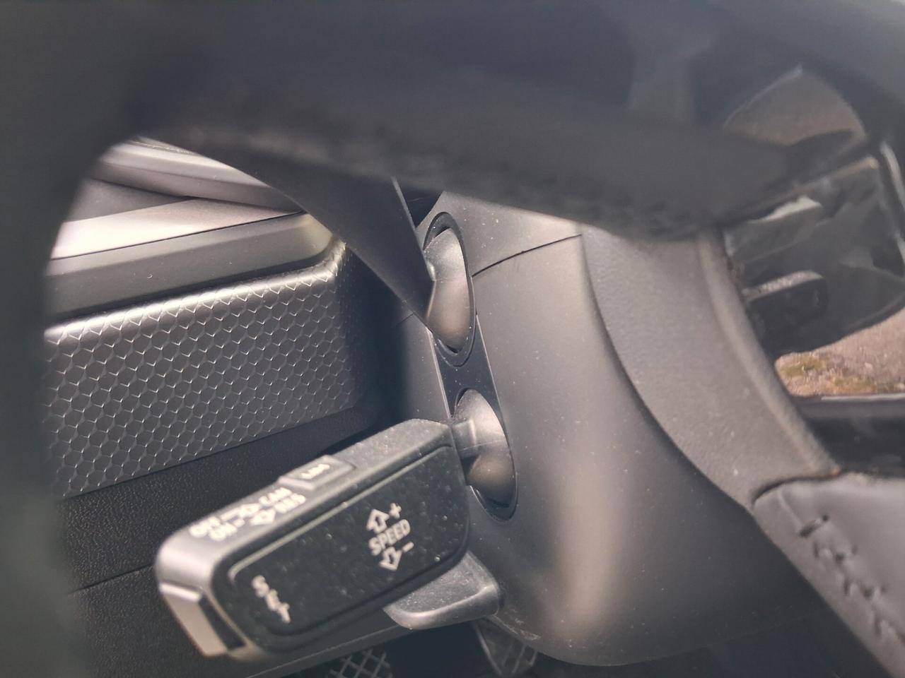 Audi A1 citycarver 30 TFSI Identity Contrast