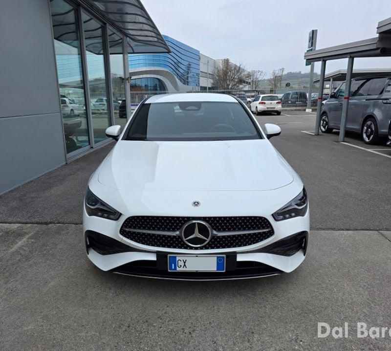 Mercedes-Benz CLA CLA 200 d Automatic Shooting Brake AMG Line Premium