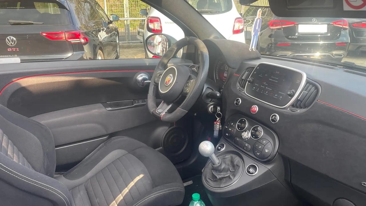 Abarth 595 C 1.4 Turbo T-Jet 180 CV Competizione