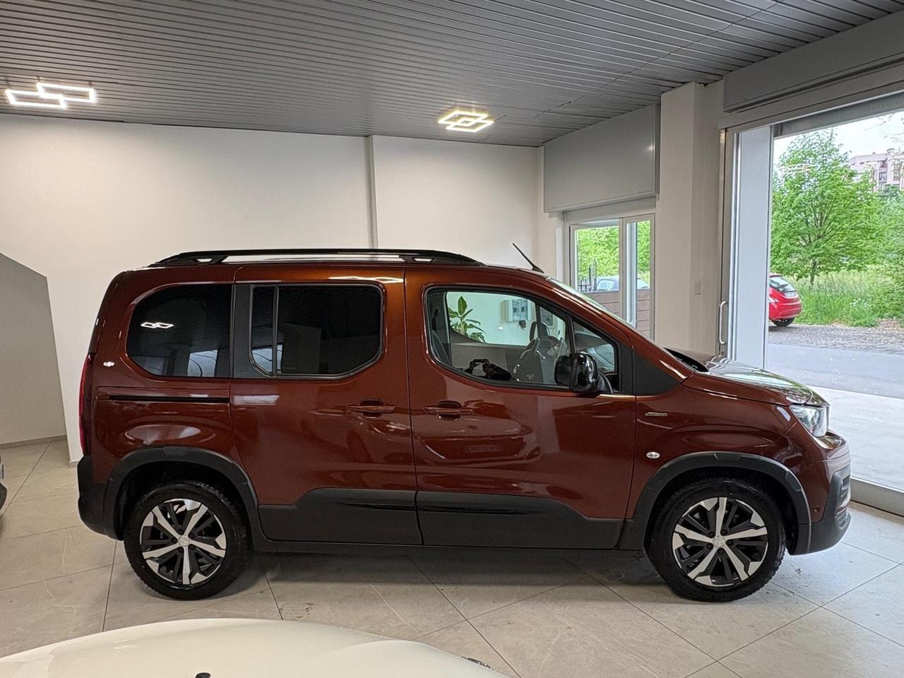 Peugeot Rifter BlueHDi 130 S&S GT Line FULL OPTIONAL