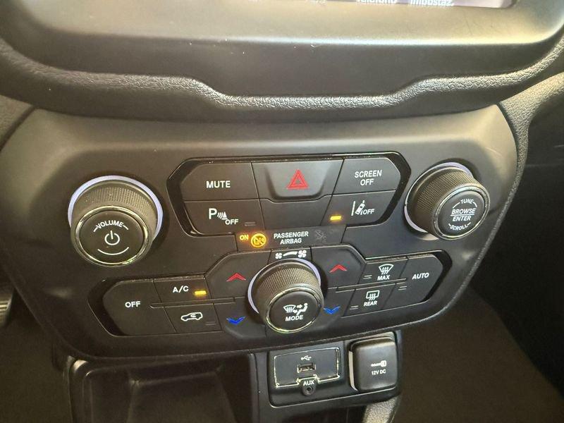 Jeep Renegade 1.6 Mjt DDCT 120 CV Business