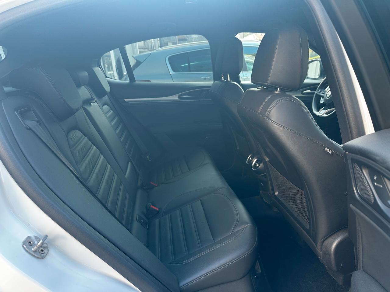 Alfa Romeo Stelvio 2.2 Turbodiesel 210 CV AT8 Q4 Veloce