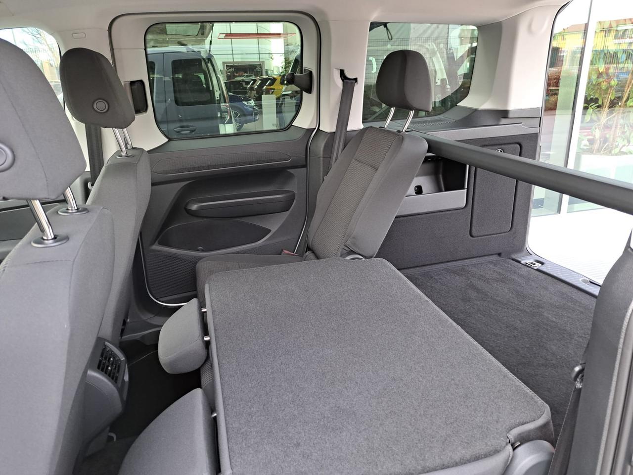 Volkswagen Caddy 2.0 tdi 122cv space dsg7