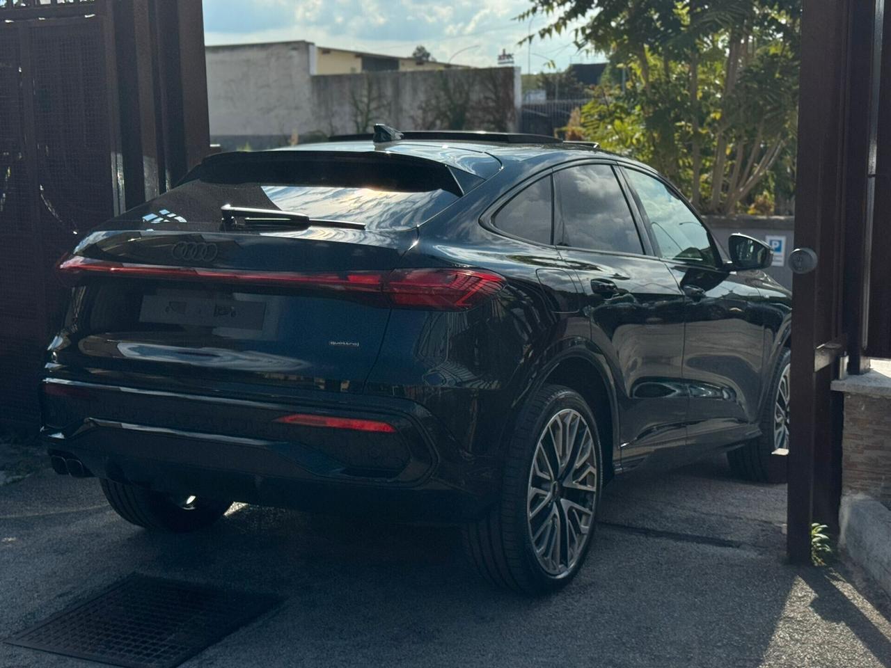 Audi Q5 SPB 40 TDI 204 CV quattro S tronic Identity Black