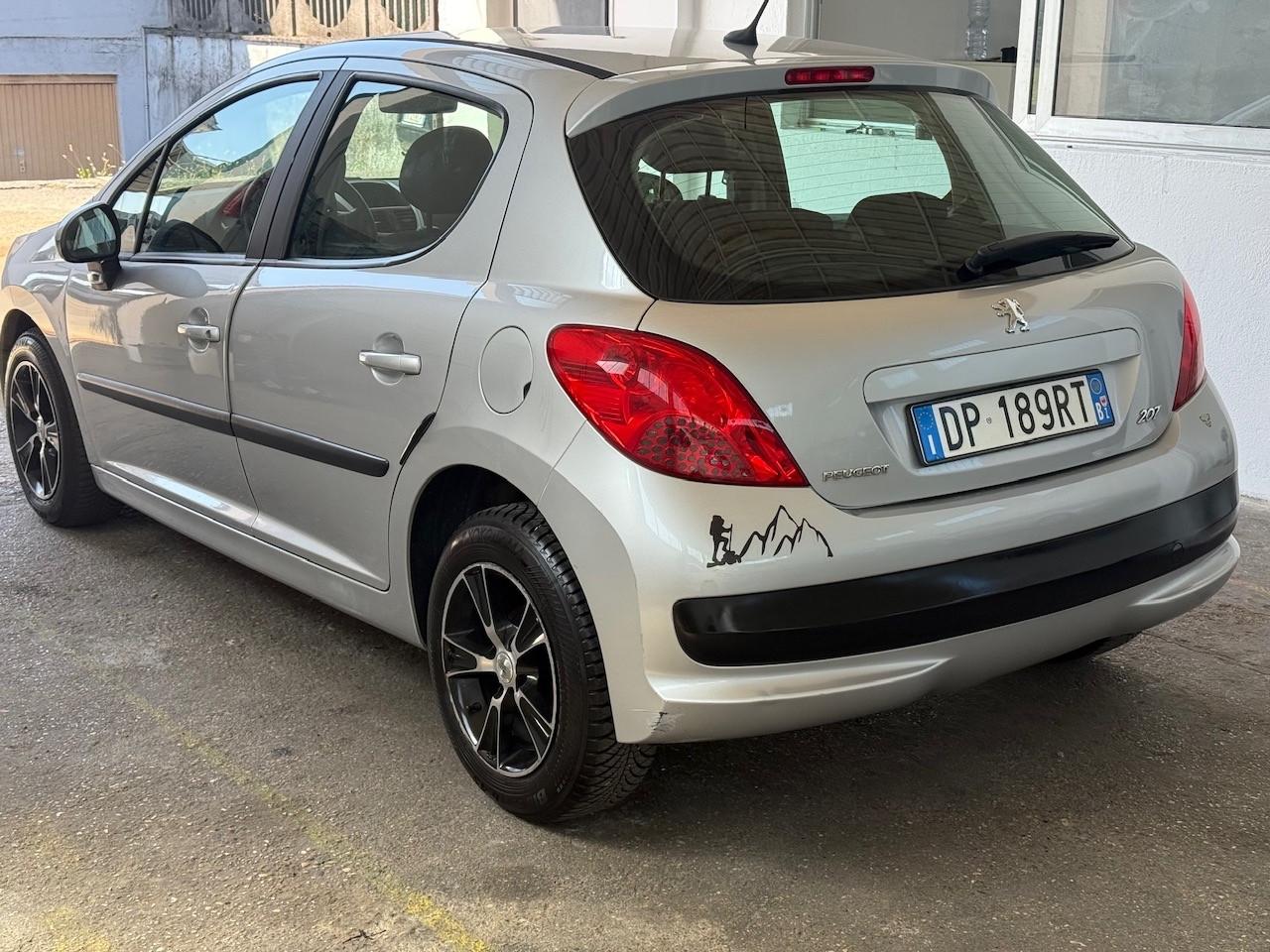 Peugeot 207 1.4 VTi 95CV 5p. Energie