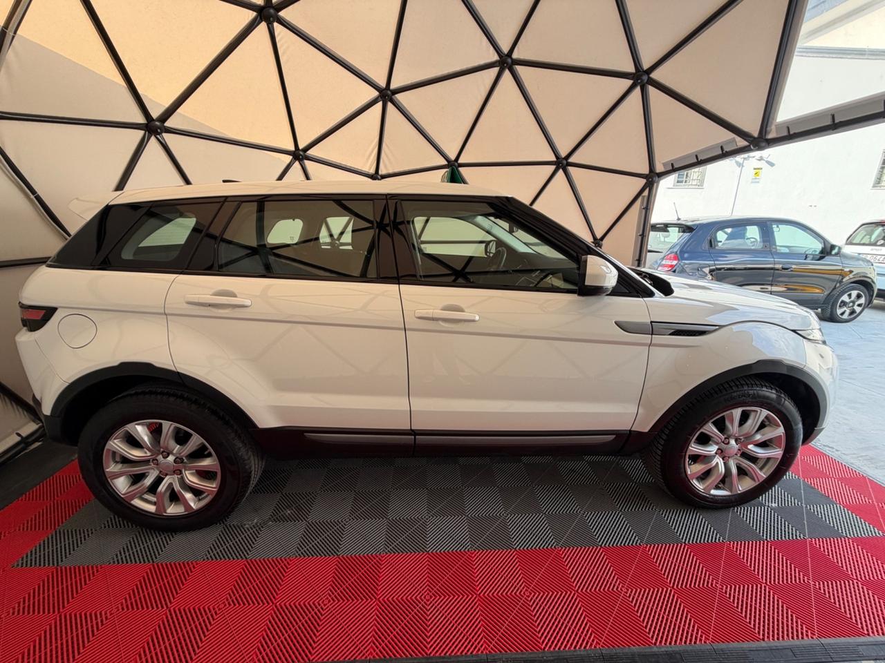 Land Rover Range Evoque 2.0 TD4 150 CV 5p. SE Dynamic