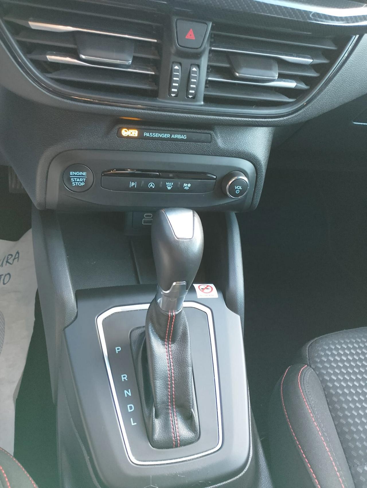 Ford Focus 1.0 EcoBoost Hybrid 155 CV Powershift 5p. ST-Line