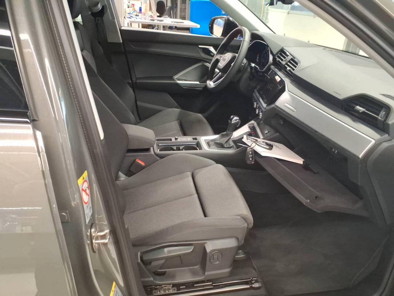 Audi Q3 35 TDI S tronic line edition