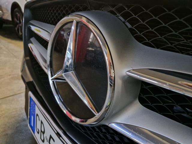 MERCEDES-BENZ C 180 DIESEL SPORT CV.122 RADAR + 17'+ FULL LED