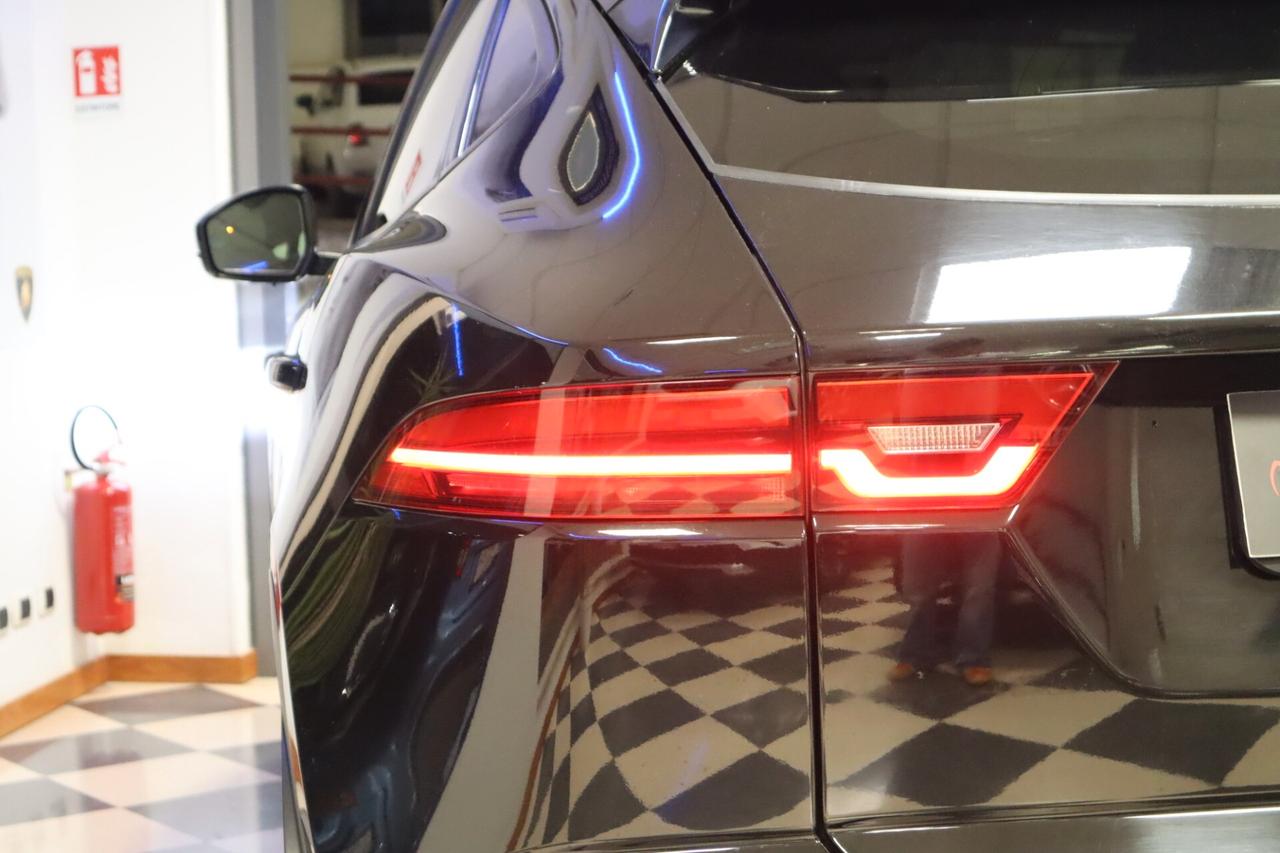 Jaguar E-Pace 2.0D 150 CV R-Dynamic