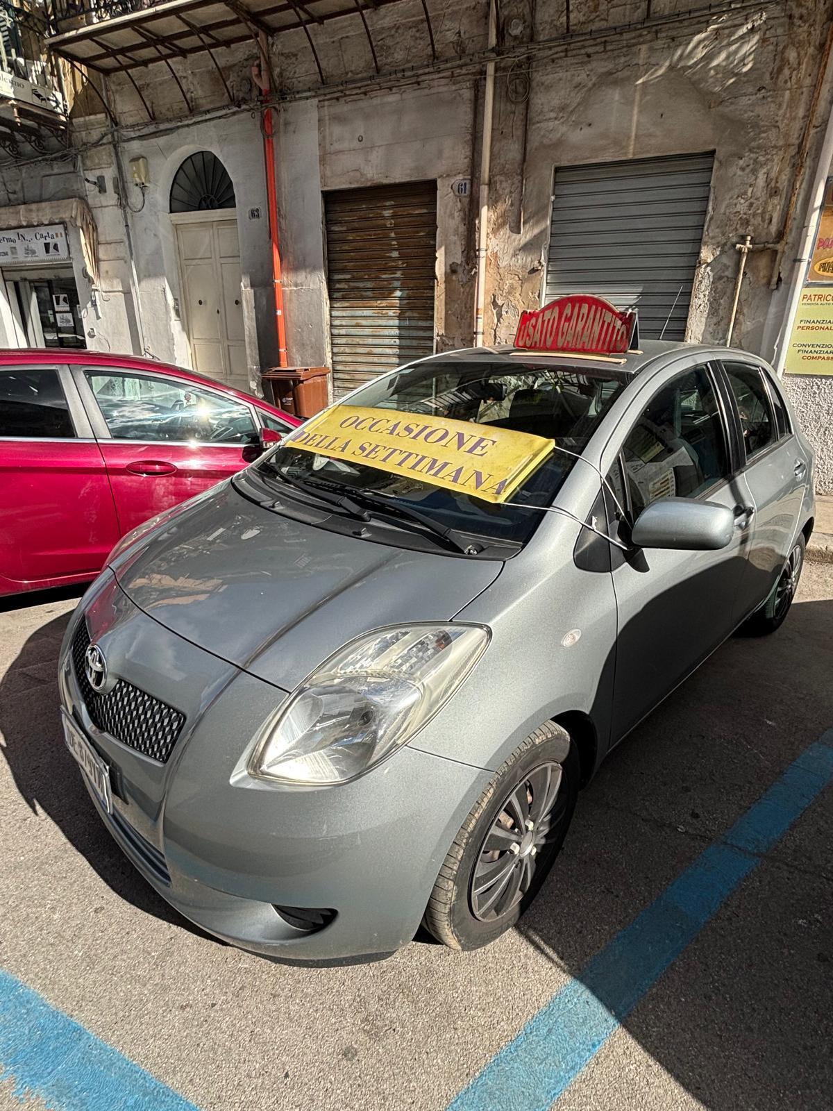 Toyota Yaris 2 SERIE 1.3 5 porte Sol NEOPATENTATI UNICO PROPIETARIO