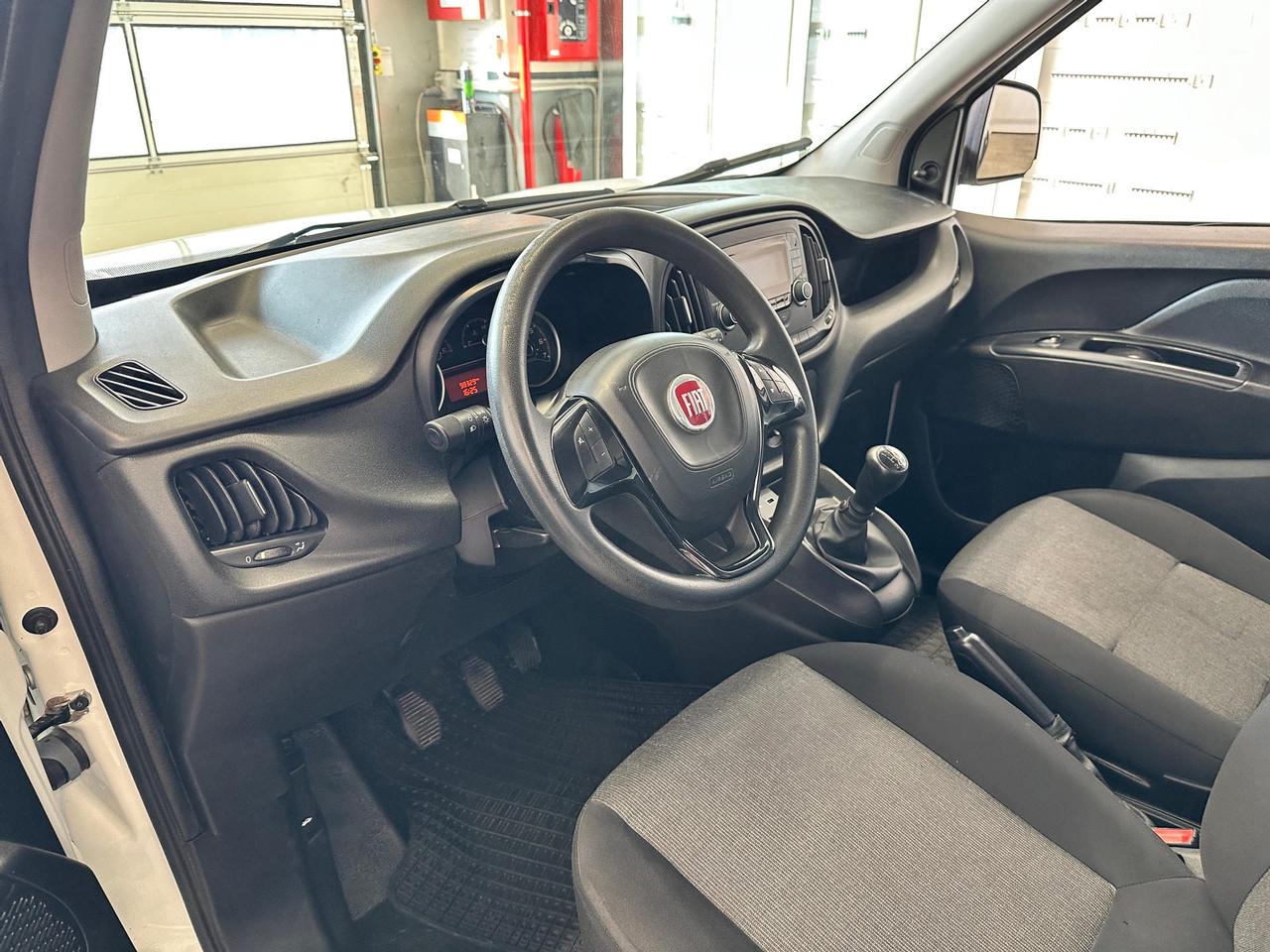 Fiat Doblo cargo 1.3 mjt 16v SX 95cv E6