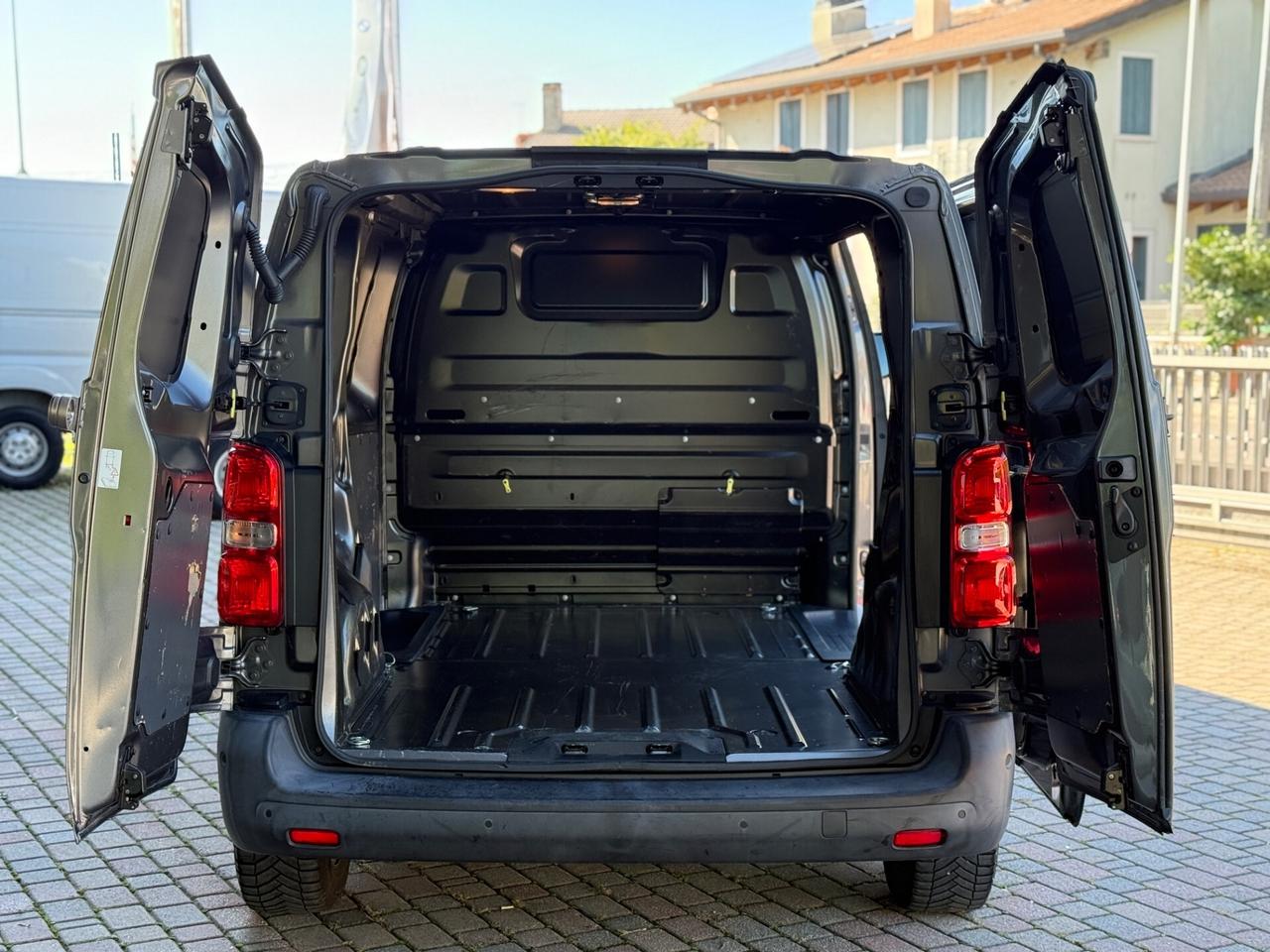 Citroen Jumpy CLUB M 1.5 BLUEHDI 120CV +IVA 22%