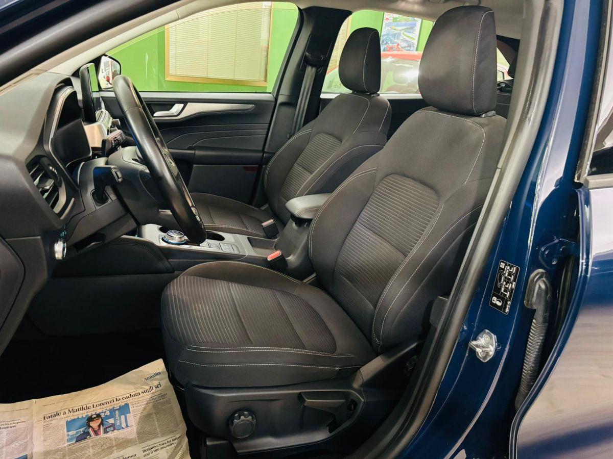 Ford Kuga 1.5 TDCI 120cv Autom. 2WD Titanium