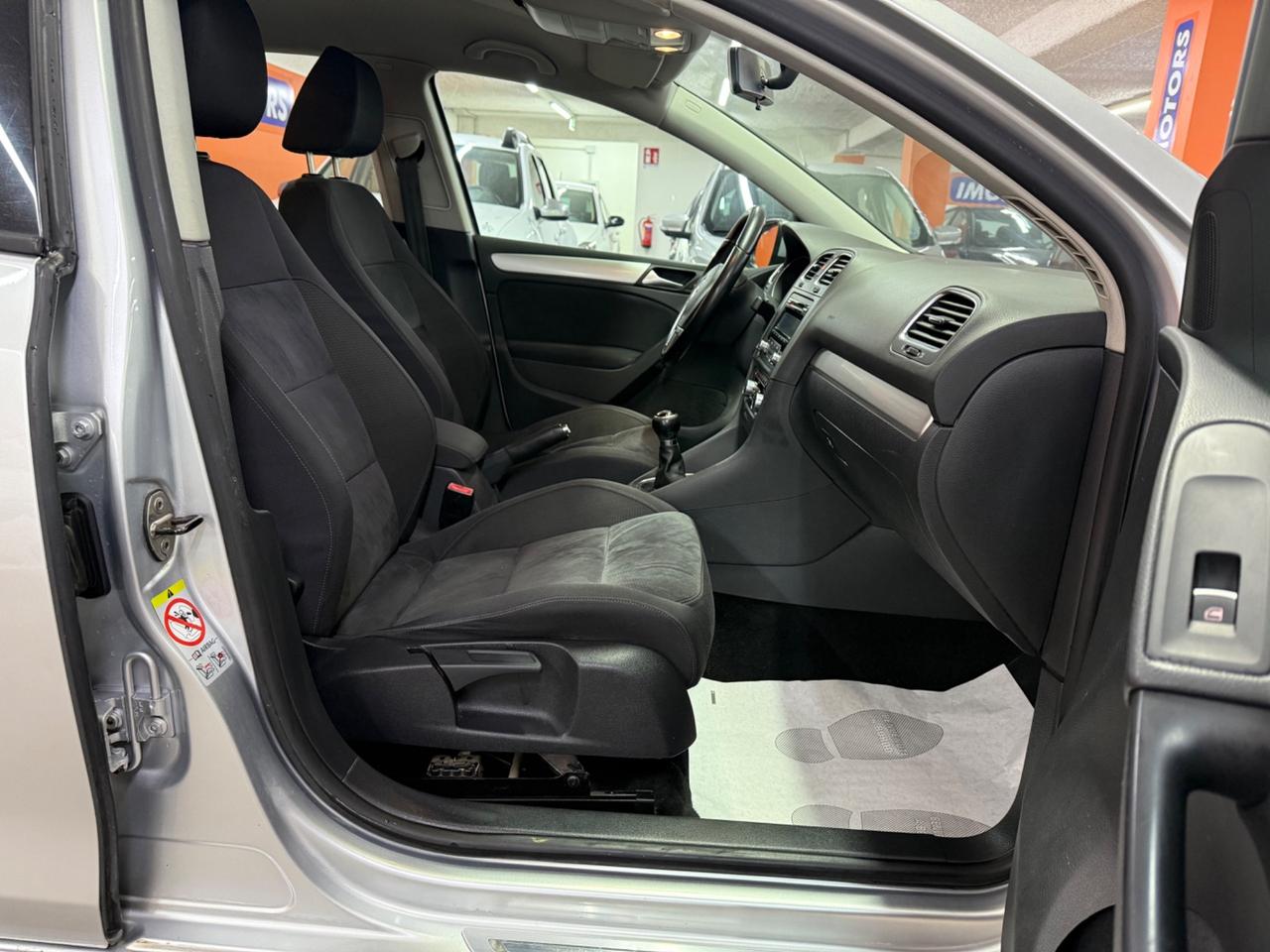 Volkswagen Golf 2.0 TDI 140CV R-Line X COMMERCIANTI