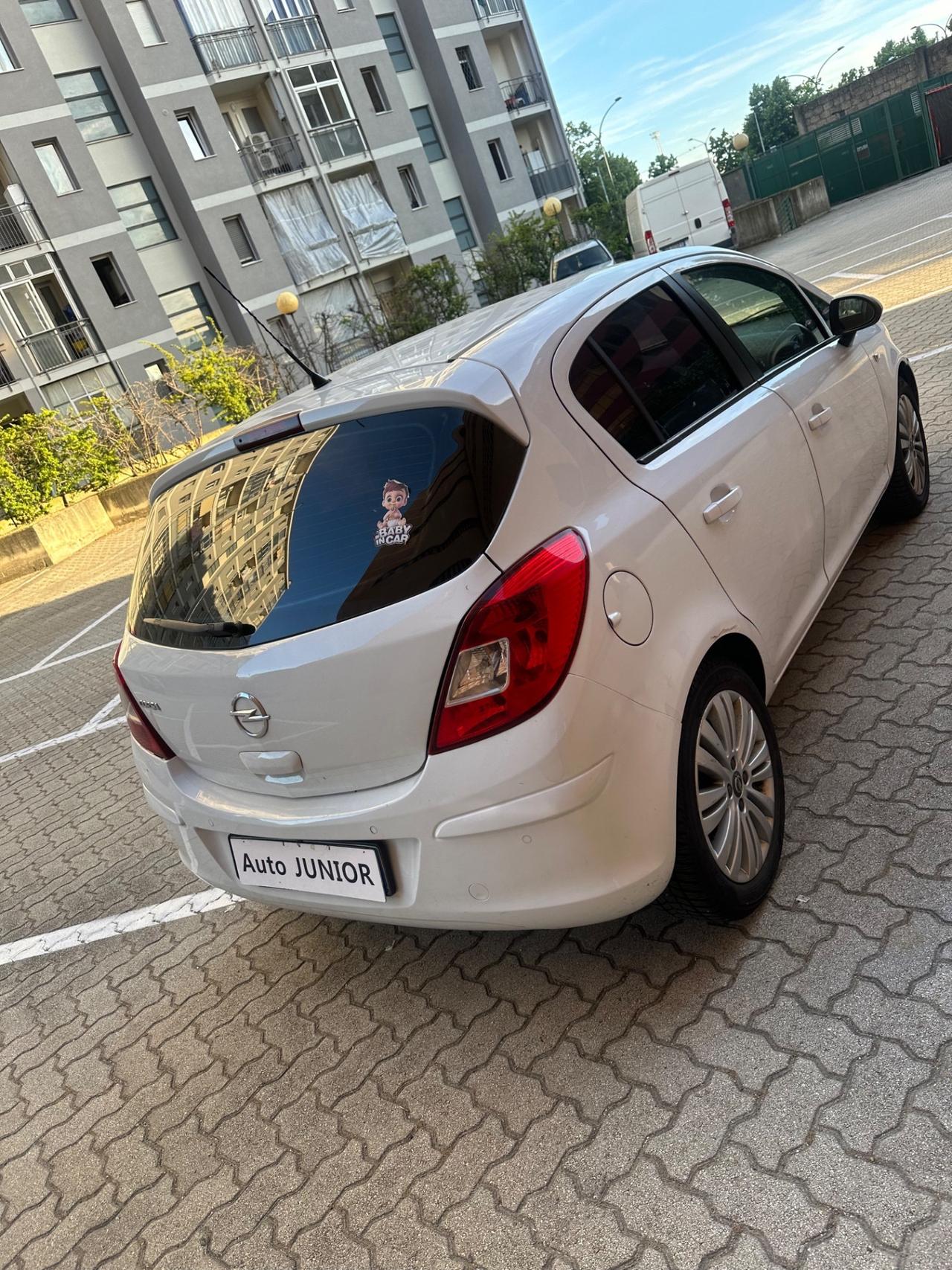 Opel Corsa 1.2 85CV 5 porte GPL-TECH Edition