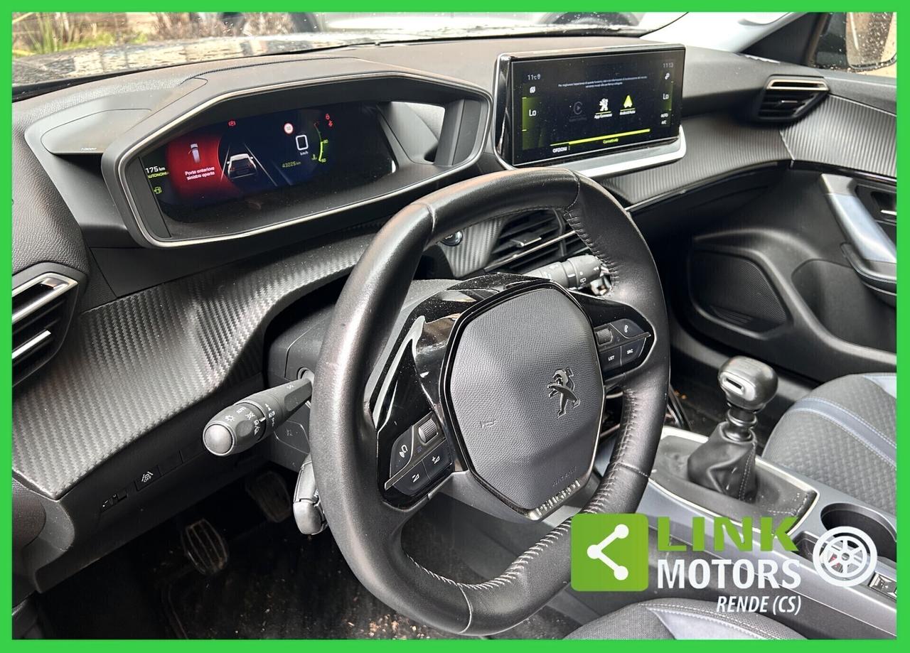 Peugeot 2008 PureTech 100 S&S Allure Navi Pack 09/2020