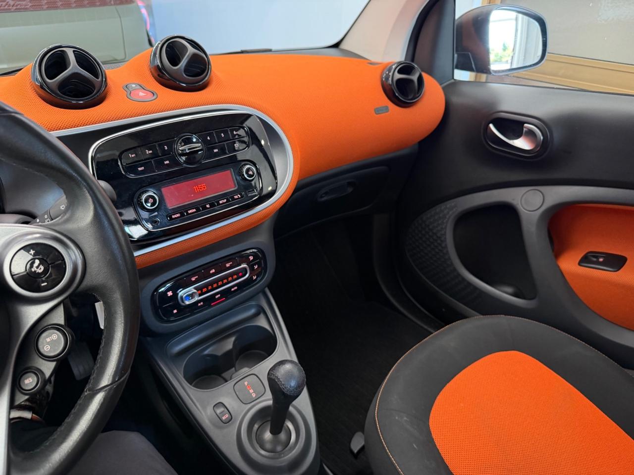 Smart fortwo EQ Prime iva esposta