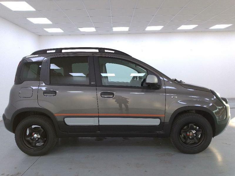 FIAT Panda Cross Panda 1.0 firefly hybrid Garmin s&s 70cv 5p.ti