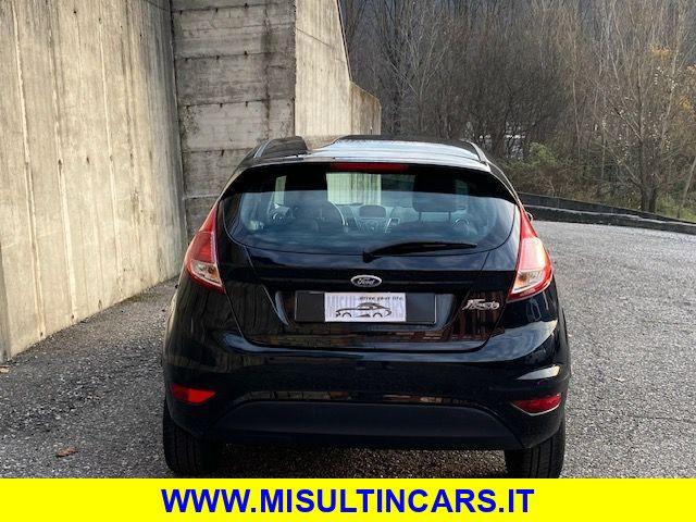 FORD Fiesta 1.4 5 porte Bz.- GPL Black & White Edition